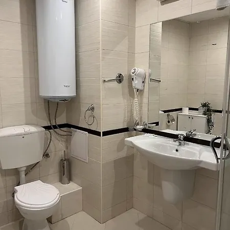 & Relax In Bellevue Hotel *