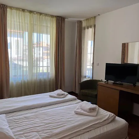 & Relax In Bellevue * Banszko