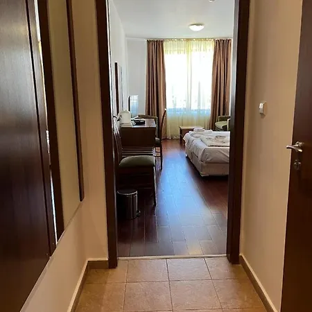 & Relax In Bellevue *